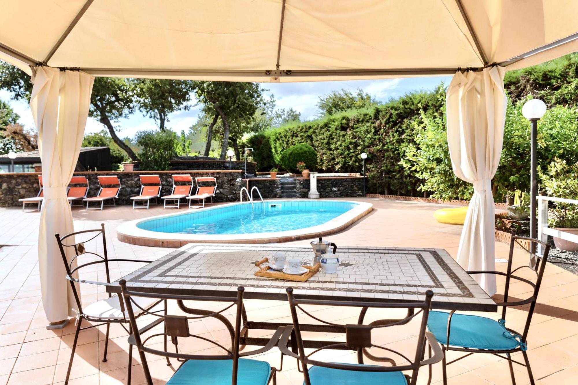 Villa Melany Casa Vacanza Piedimonte Etneo Bagian luar foto